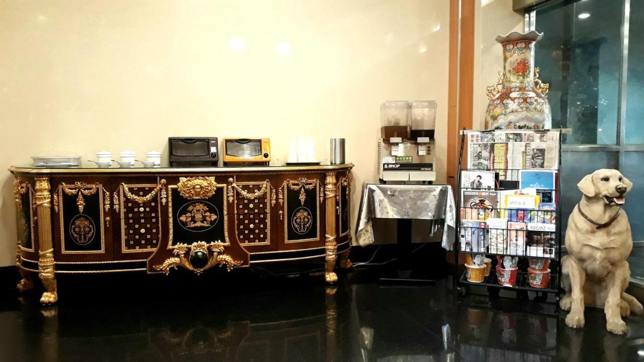 Hua Tai Hotel Hsinchu City Exterior photo